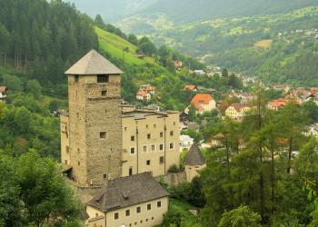 Bergurlaub in Tirol in komfortablen Ferienwohnungen in Landeck - HomeToGo