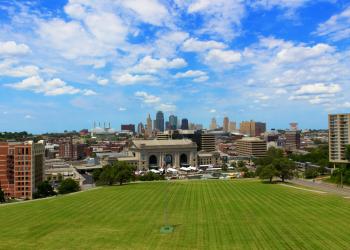 Experience Midwestern hospitality with Kansas City vacation rentals - HomeToGo