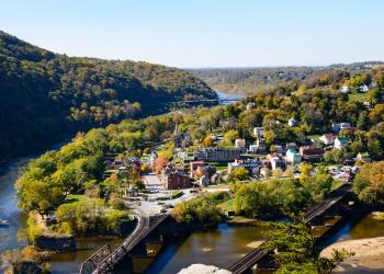 Explore Appalachia from your Loudon County vacation home - HomeToGo