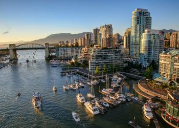 Your mountain vacation rental in Maple Ridge - HomeToGo