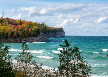 Vacation Rentals in Munising, MI - HomeToGo