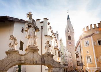Berge und südländische Eleganz: Ferienwohnungen in Brixen - HomeToGo