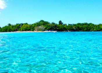 Enjoy the Jamaican sun, sand, and surf with a Negril vacation rental - HomeToGo