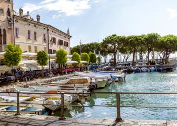 Holiday houses & accommodation Riva del Garda