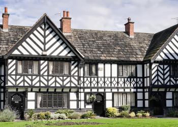 Vacation homes in England's heart of Wirral - HomeToGo