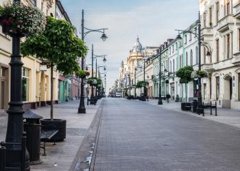 Gdzie nowoczesność zastępuje przemysł – apartamenty w Łodzi na weekend - HomeToGo