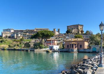 Case e appartamenti vacanza al Lago di Bolsena - HomeToGo
