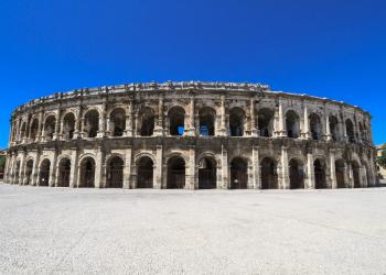 Locations de vacances et chambres d'hôtes à Nîmes - HomeToGo