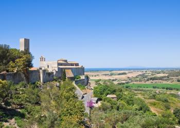 Case e appartamenti vacanza a Tarquinia - HomeToGo