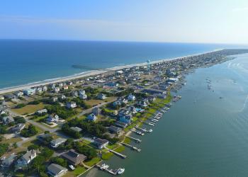 Discovering Coastal Life from a Harkers Island Vacation Rental - HomeToGo