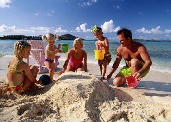 Family Beach Vacations - HomeToGo