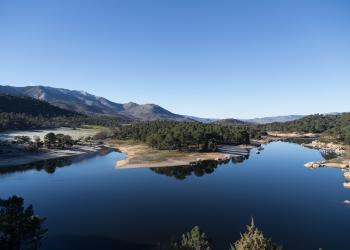 Alojamientos y casas rurales en Navaluenga - HomeToGo