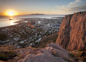 Townsville Accommodation & Holiday Apartments - HomeToGo