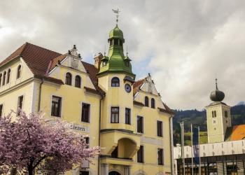 Ferienwohnungen & Ferienhäuser in Liezen - HomeToGo