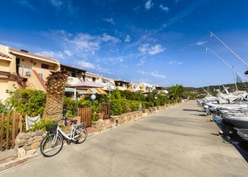Case e appartamenti vacanza a Budoni - HomeToGo