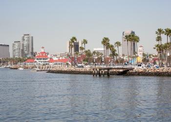 Holiday lettings & accommodation in Long Beach