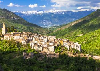 Ferienwohnungen in den Abruzzen an der Adria oder im Apennin - HomeToGo