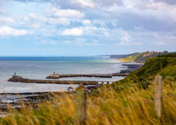 Een vakantiehuisje in Port-en-Bessin-Huppain, aan de Normandische kust - HomeToGo