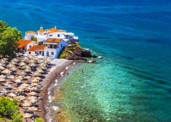 Case vacanza a Hydra, isola fuori dal tempo prediletta dagli artisti - HomeToGo