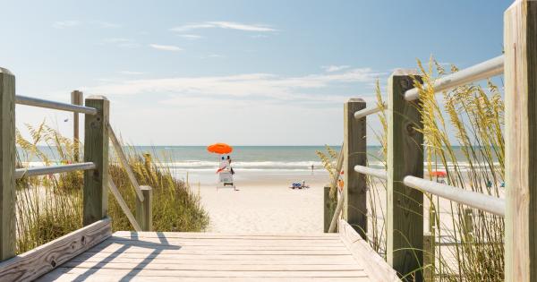 Get your groove on and be charmed by Cherry Grove Beach vacation homes - HomeToGo