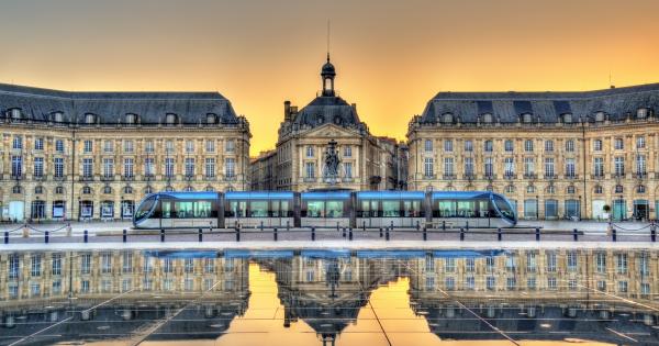 Vacation rentals in Bordeaux: Wine capital of the world - HomeToGo