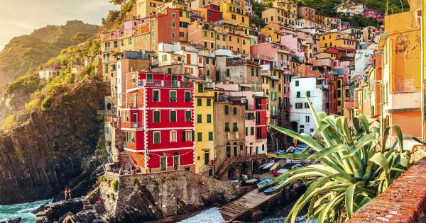 Grüne Hänge, blaues Meer, romantische Orte: Dein Urlaub in Cinque Terre - HomeToGo