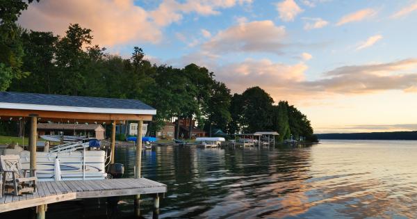 Why not try a vacation home in charming Chautauqua, New York - HomeToGo