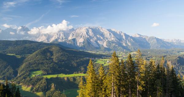 Noclegi w Schladming-Dachstein – alpejskie widoki i styryjskie smaki - HomeToGo