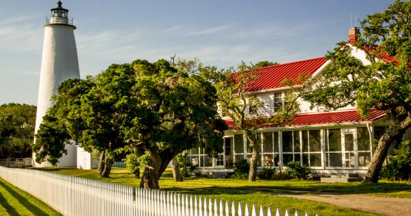 Enjoy sea views from your Ocracoke vacation rental - HomeToGo