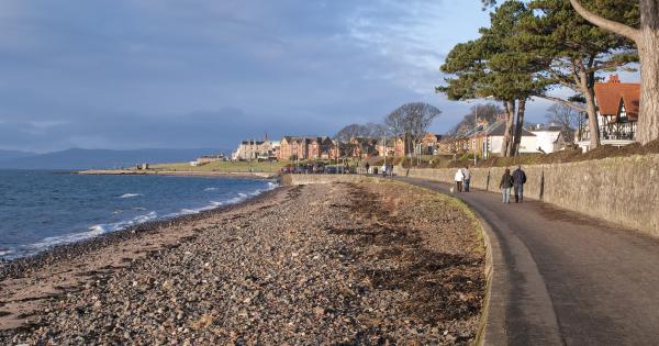 Enjoy history and nature with holiday homes in Largs - HomeToGo