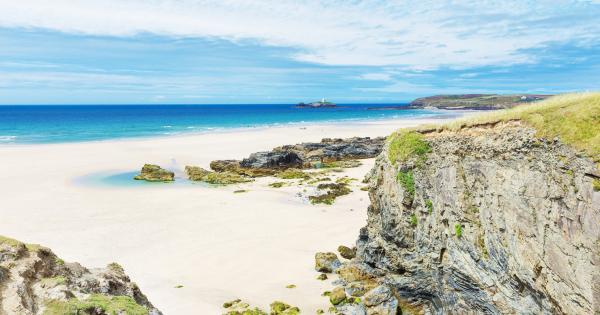 Choose from a variety of vacation cottages in Carbis Bay, Cornwall - HomeToGo