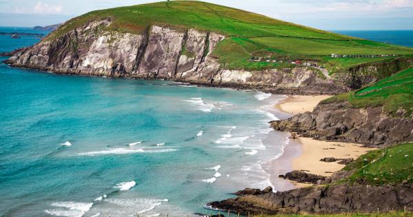 Be absorbed by rugged beauty at vacation rentals in Dingle, Ireland - HomeToGo