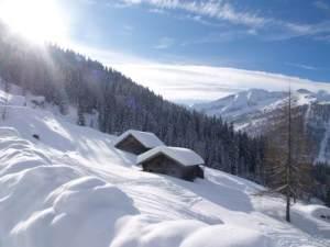 Ein Paradies für Skifahrer - Österreichs verschneite Bergwelt