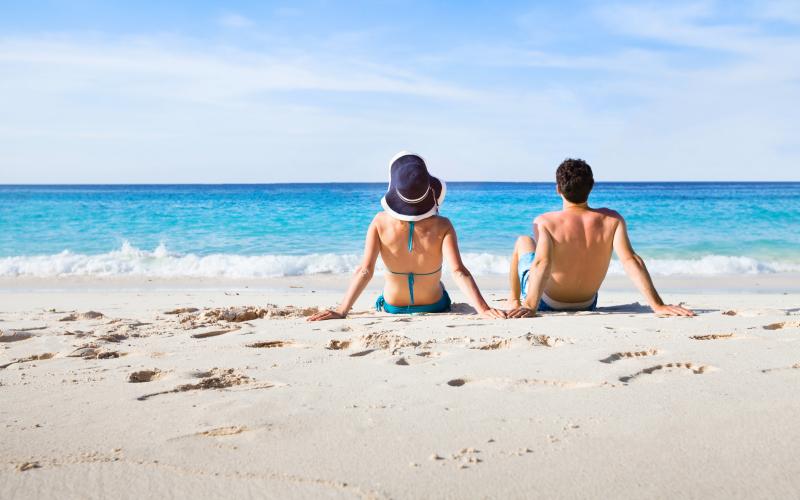 beach-holidays-for-couples-top-destinations-hometogo