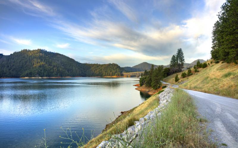 Shasta Lake Cabins & Vacation Rentals from 59 HomeToGo
