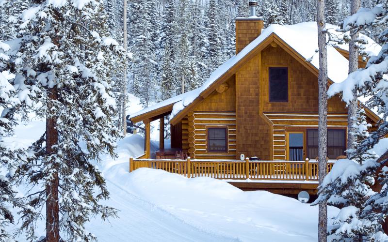 Top Ski Destinations in the USA (Vacation Inspiration!) | HomeToGo