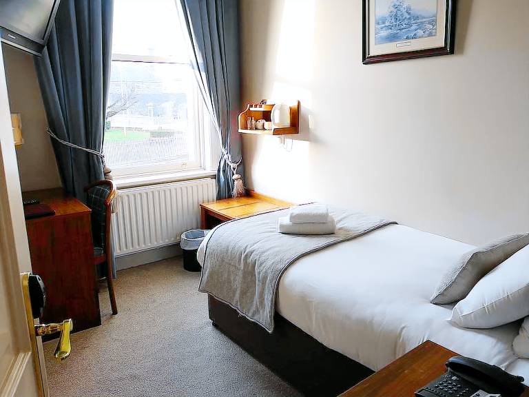 Holiday & Lettings in Dundalk from £16 HomeToGo