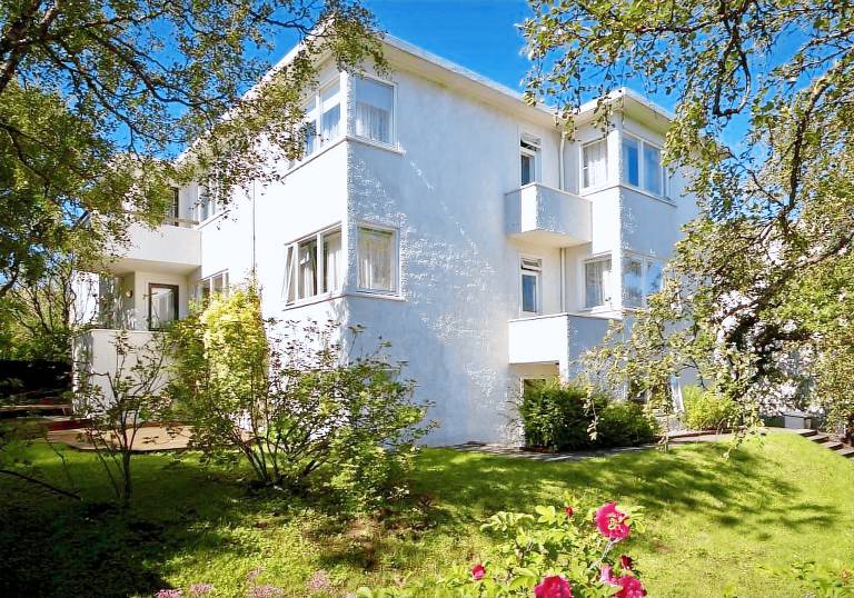 Reykjavík Vacation Rentals from 24 HomeToGo