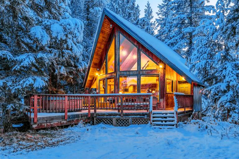 Alaska Cabins & House Rentals from $71 | HomeToGo