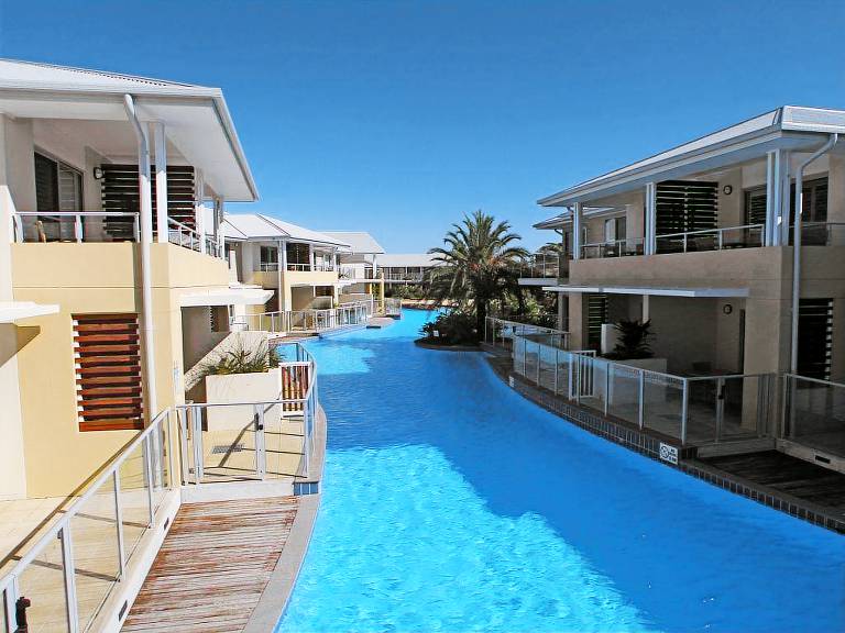 Holiday Houses & in Salamander Bay from 134 HomeToGo