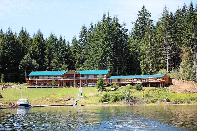 Port Hardy Vacation Rentals from 48 HomeToGo