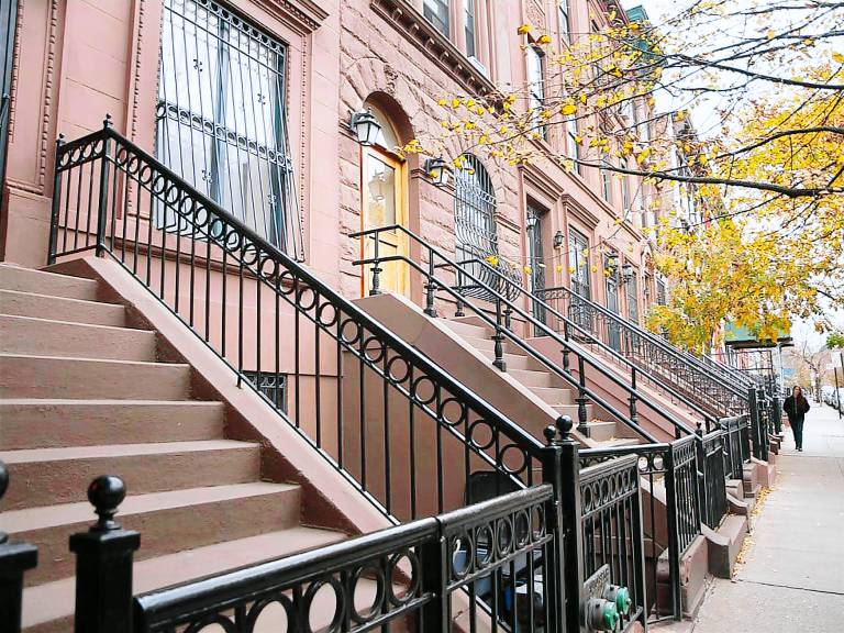 Yonkers House Rentals & from 38 HomeToGo