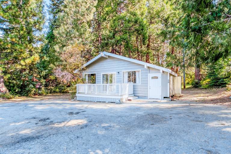 Shaver Lake Cabins & Vacation Rentals from 59 HomeToGo