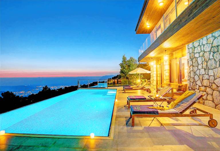 Find self catering & holiday homes in Turkey from £14!