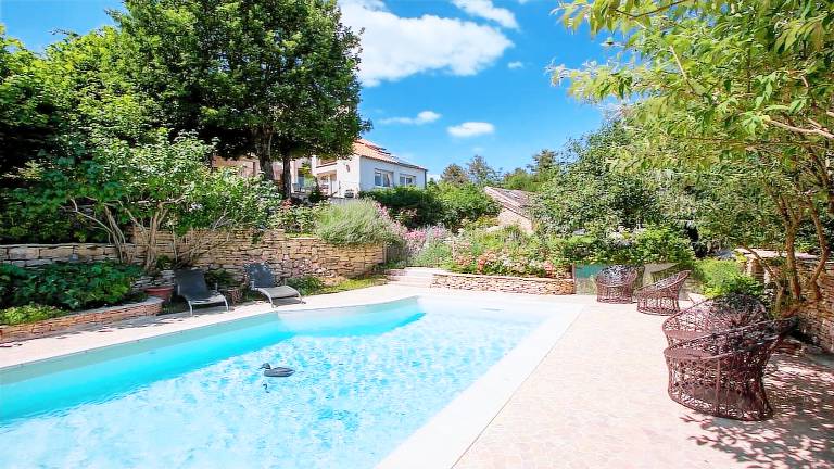 Une location de vacances à Pommard, un séjour dans les vignes - HomeToGo