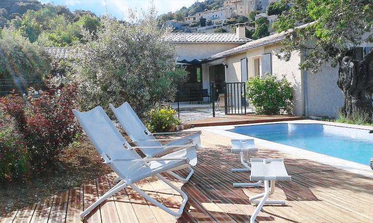 Le charme rural provençal grâce à une location de vacances à Banon - HomeToGo