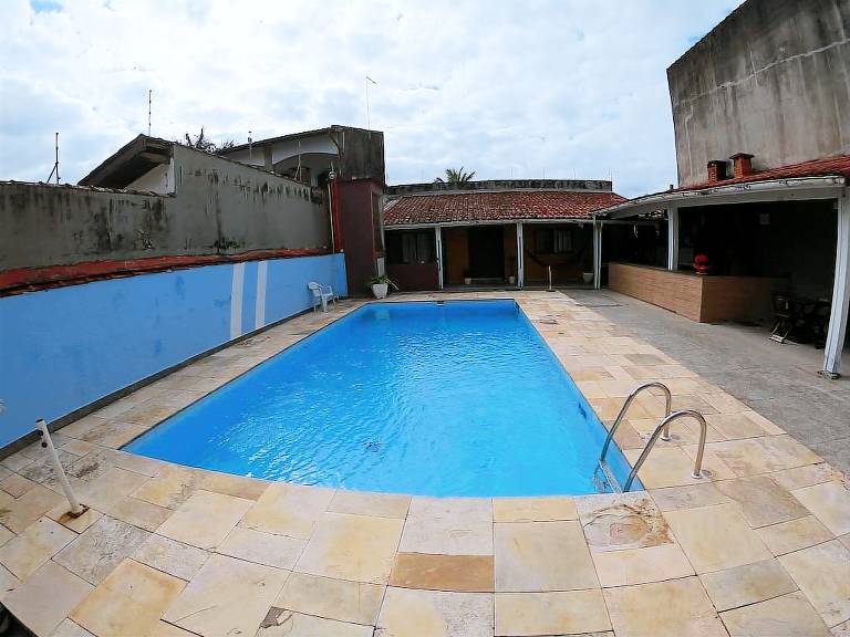 Chalés em Itanhaém: sua casa de férias no litoral sul de São Paulo - LarDeFérias