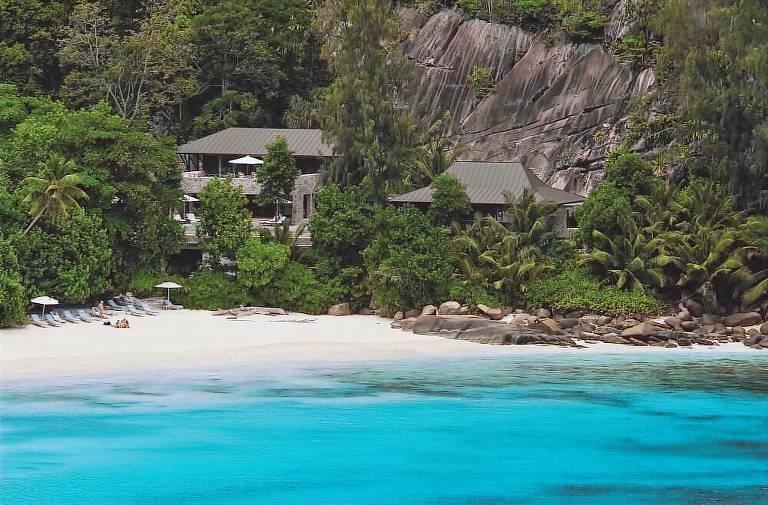 Location de vacances à Anse Boileau : une perle de l’océan Indien ! - HomeToGo
