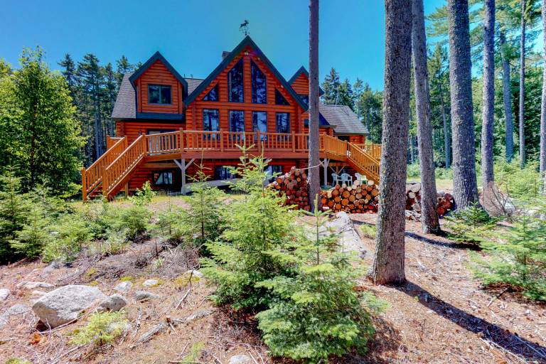 Moosehead Lake Lodging | HomeToGo