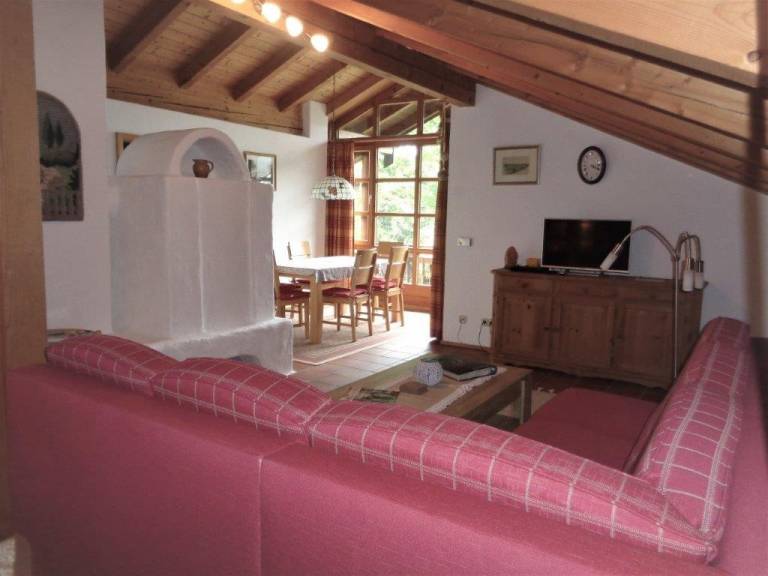 Wild romantisch im Inntal: Dein Ferienhaus in Brannenburg - HomeToGo